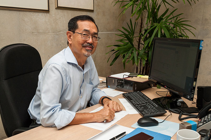 Professor Watanabe recebe condecoração japonesa A Ordem do Sol Nascente